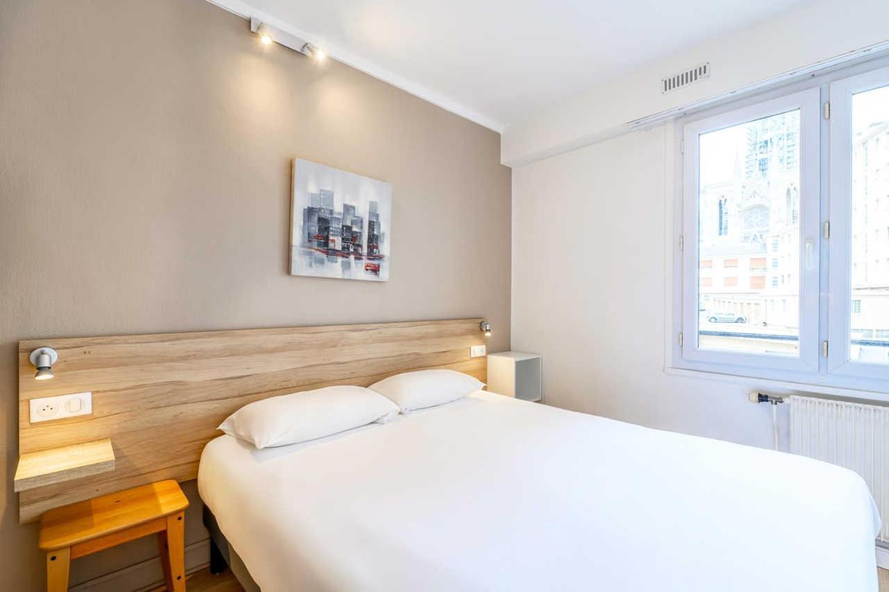 Comfort Hotel Rouen Alba Exterior photo